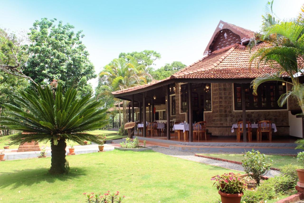 Lake Palace Thekkady Exterior photo