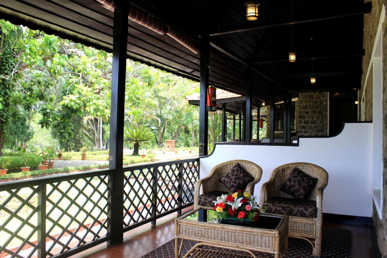 Lake Palace Thekkady Exterior photo
